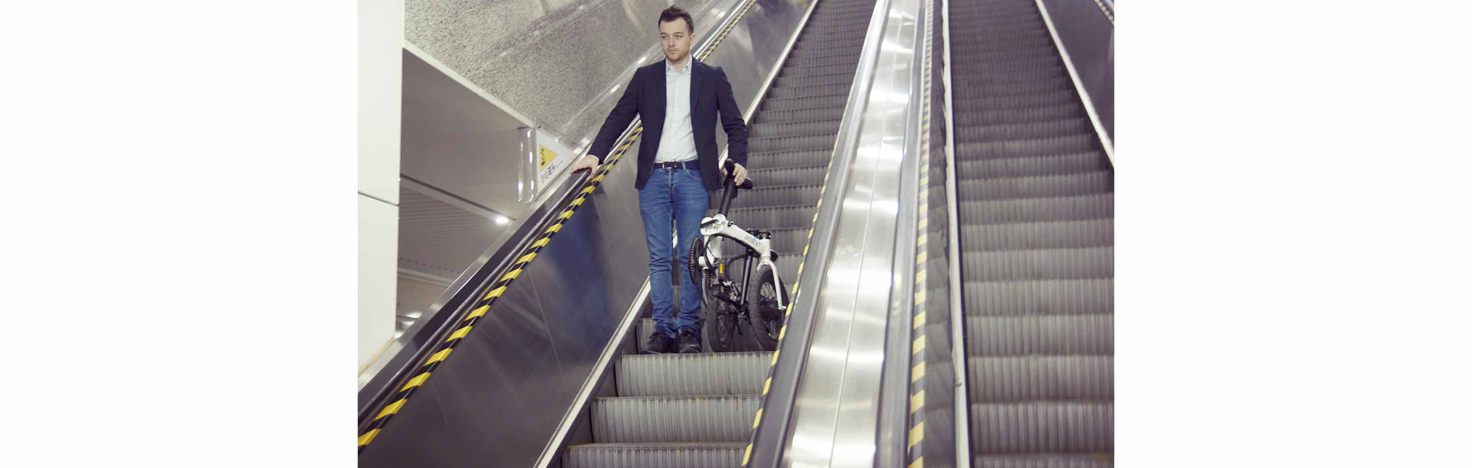 Plier son vélo pliant