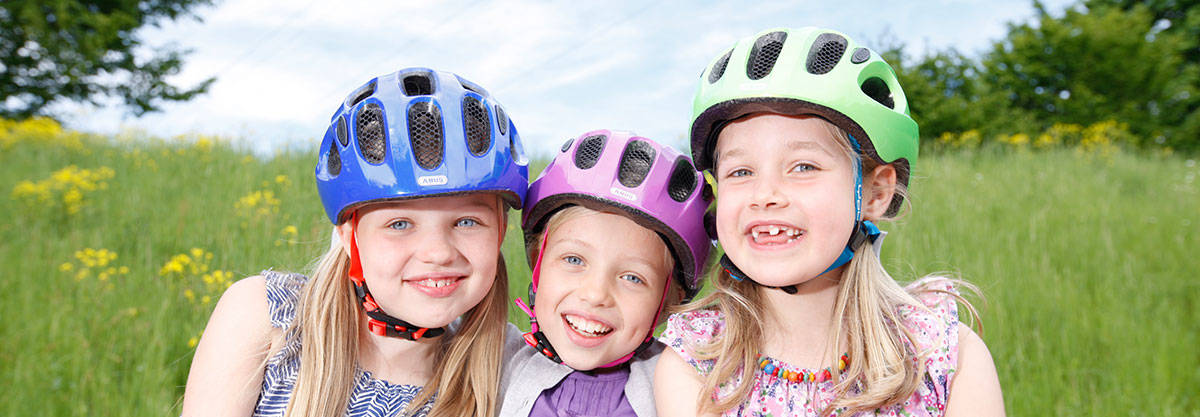 Le port du casque obligatoire pour les moins de 12 ans à vélo